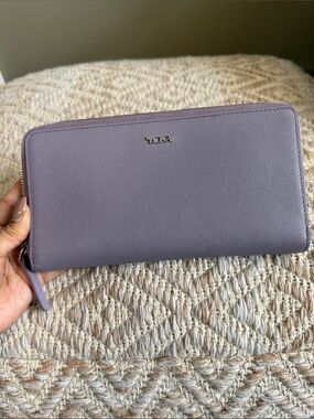 Tumi Belden Travel Wallet in Lilac